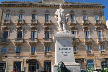 Obraz premium Trapani Garibaldi Statue