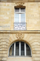 Fototapeta na wymiar Mascaron (figurehead) of a Bordeaux building. Mascarons of Bordeaux Gironde France