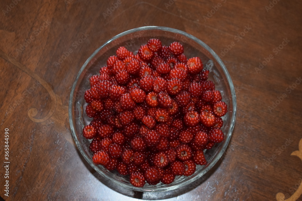 Canvas Prints japanische weinbeeren