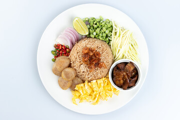 thai fried rice with shrimp paste, khao kluk kapi