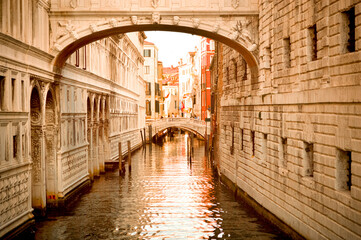 Fototapeta na wymiar Water Streets in Venice