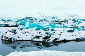 Fototapeta na wymiar Icelandic Glacier Lagoon