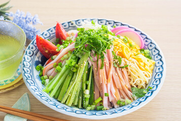 冷し中華　ごまだれ