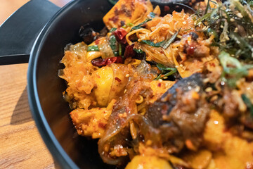 중국 사천지방의 전통적인 매운요리 마라샹궈, málàxiāngguō 