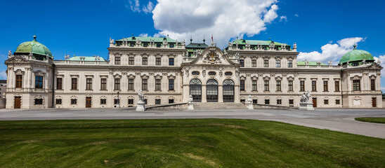 Fototapeta na wymiar Schloss Belvedere in Wien Österreich, Panoramaaufnahme