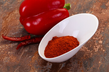 Paprika powder in the bowl
