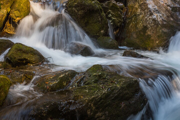 Fototapeta na wymiar waterfall with basin and rocks