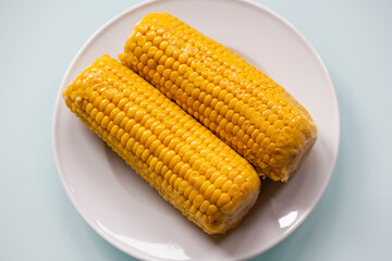 Maiskolben gegahrt