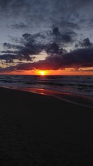 Fototapeta na wymiar Plaża Karwia, zachód słońca