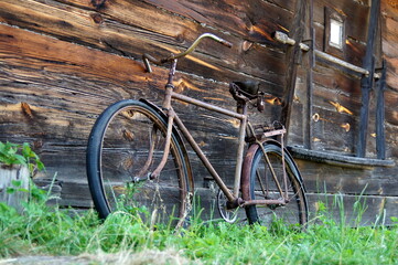 Stary rower
