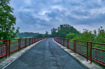 Obraz premium Panorama-Radweg in Essen Kettwig am Morgen