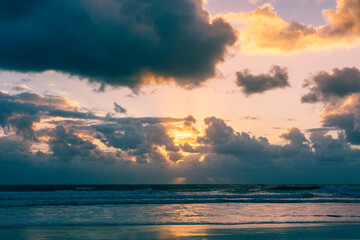 Fototapeta premium sunrise over the sea