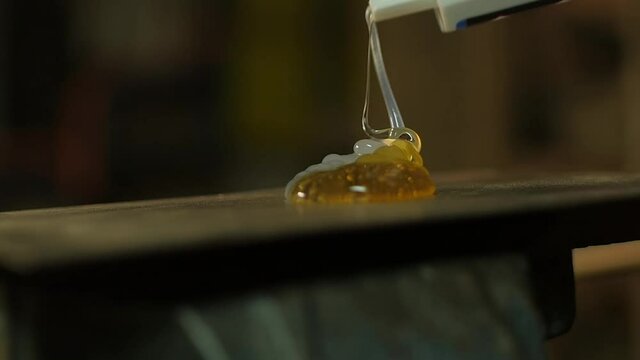 mixing epoxy resin glue for wood slow motion