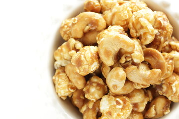 nut and caramel popcorn in bowl for snack food