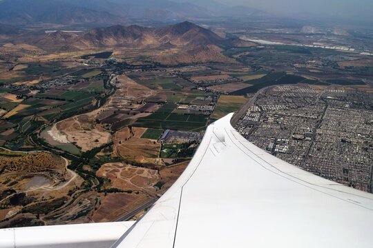 Ala sobre Santiago