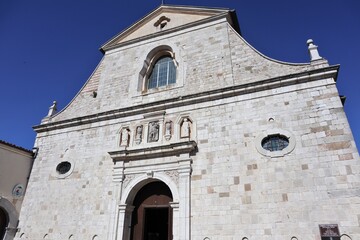 Sant'Angelo dei Lombardi - Facciata del Duomo di Sant'Antonino