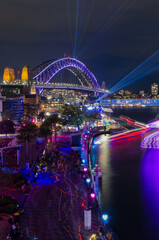 Obraz premium Sydney harbour bridge and the rocks during the light festival Vivid
