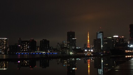 Fototapeta na wymiar 夜の東京タワー　夜景