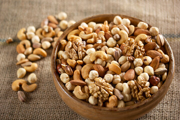 Cashews, pistachios, almonds, walnuts, hazelnuts. Mixed nuts.