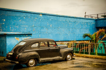 Havana Black Vintage Car