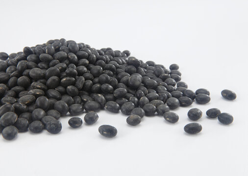 The Black Turtle Bean Is A Small, Shiny Variety Of The Common Bean  Especially Popular In Latin American Cuisine, Though It Can Also Be Found In The Cajun And  Creole Cuisines Of South Louisiana.