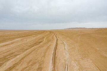 Fototapeta na wymiar road in desert