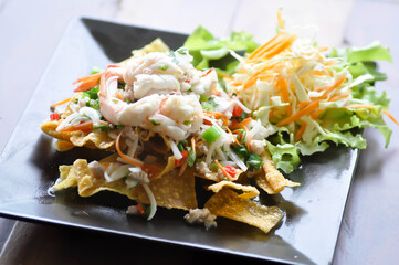 fried wonton and shrimp salad