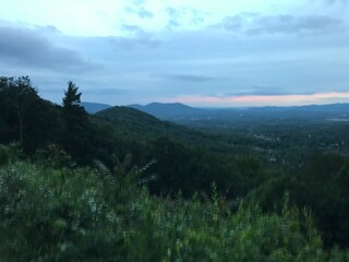 Naklejka premium clouds over the mountains
