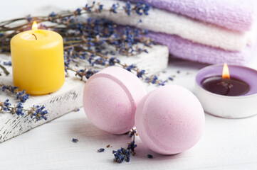 Bath bombs in spa composition