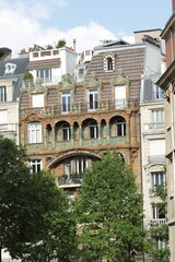Fototapeta na wymiar Paris - Immeuble haussmannien