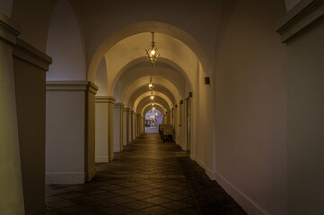 Obraz premium Stare Miasto w Opolu w nocy przed wschodem słońca