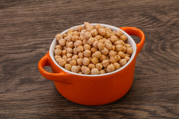 Vegan cuisine - Dry chickpea heap