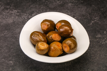 Marinated feijoa in the bowl