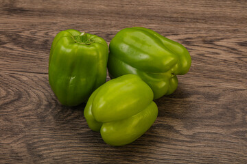 Green sweet bell pepper heap