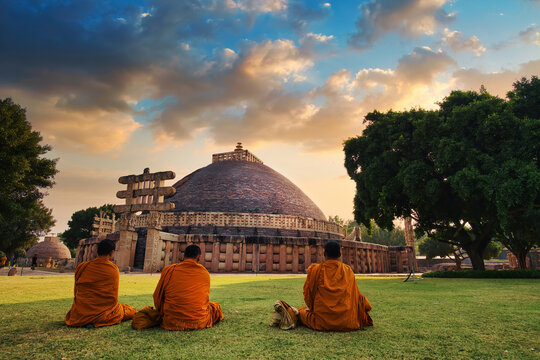 Sanchi Stupa, a Buddhist complex, famous for its Great Stupa, in the State of Madhya Pradesh, India