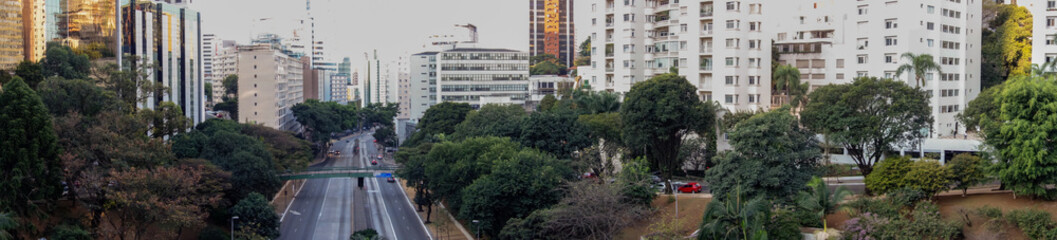 Obraz na płótnie Canvas 9 de julho avenue in Sao Paulo city, Brazil. panoramic Top view