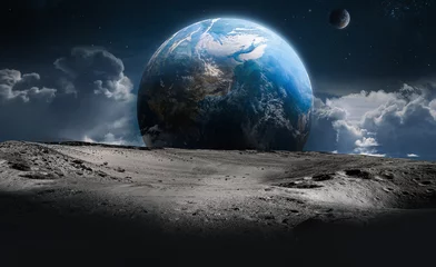 Photo sur Plexiglas Pour lui Surface de la Lune et des nuages. Terre sur fond. Programme spatial Apollo. Fond d& 39 écran de science-fiction. Éléments de cette image fournis par la NASA