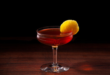 Bobby Burns cocktail, Scotch, Sweet Vermouth, Benedictine