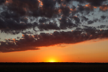 The sun goes to rest, the landscape