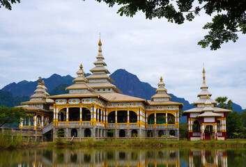 Thar Gyi Buddha Tempel - Hpa-An