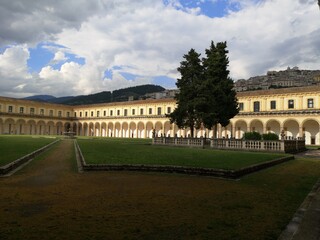 Naklejka premium dettaglio, scorcio della Certosa di San Lorenzo . Padula, Salerno