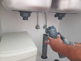 plumber pipette sink