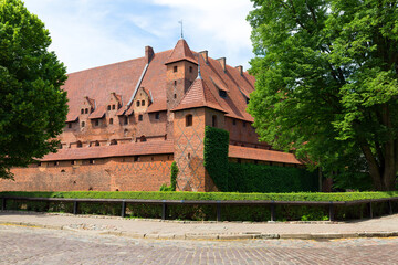 Fototapeta na wymiar 13th century Malbork Castle, medieval Teutonic fortress on the Nogat River, Malbork, Poland