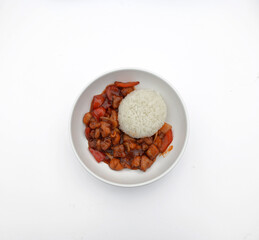 chicken in sweet and sour sauce with white rice