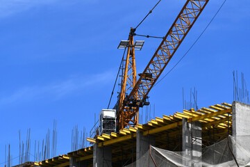construction, crane, building, architecture, site, sky, house, development, build, industry, concrete, business, blue, cranes, work, tower, city, structure, new, buildings, apartment, urban, construct