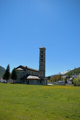 Kleine katholische Kirche in Sankt Moritz 27.5.2020