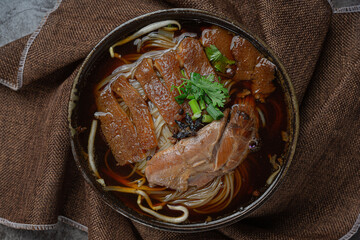 Noodles in Chinese pork stewed pork stew Beautiful side dishes, Thai food.