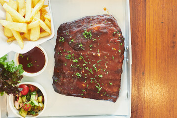Grilled pork rib with sauce