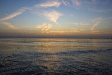Obraz premium sunset over the sea