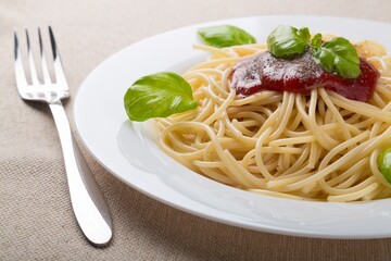 Spaghetti with Tomato Sauce
